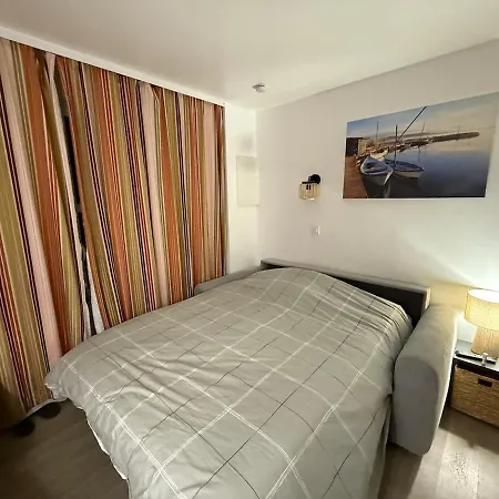 T2 Saint-raphael, Cap Esterel Village, Vue Mer, Rez De Jardin * Saint-Raphael (Var)