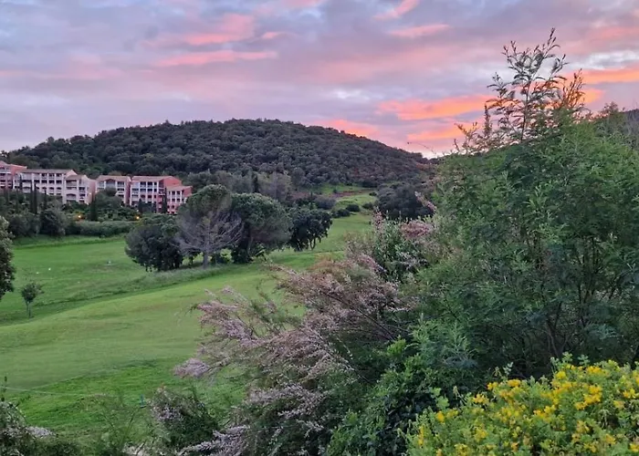 T2 Saint-raphael, Cap Esterel Village, Vue Mer, Rez De Jardin