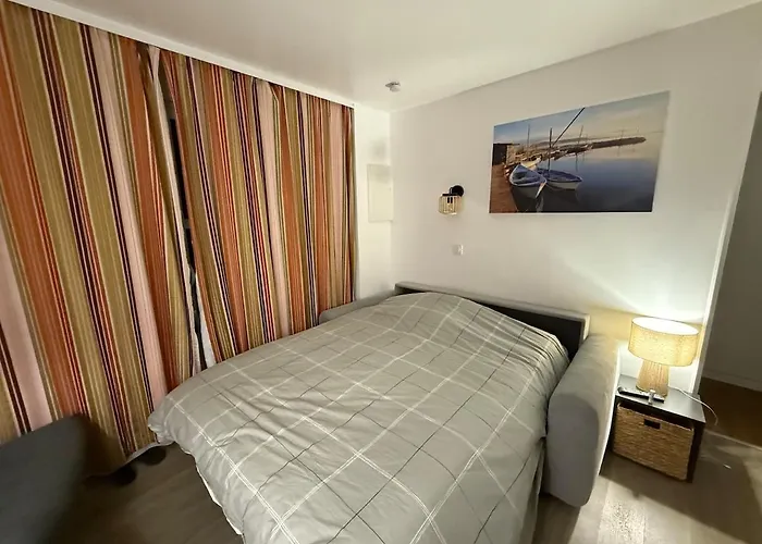 T2 Saint-raphael, Cap Esterel Village, Vue Mer, Rez De Jardin * Saint-Raphael (Var)